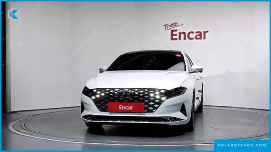 HYUNDAI GRANDEUR LE BLANC