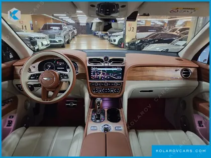 BENTLEY BENTAYGA 4.0 V8 AZURE