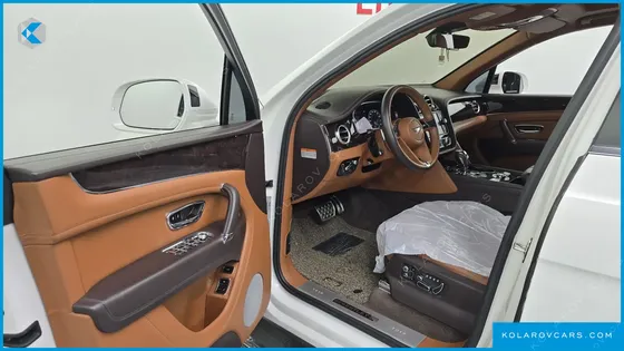 BENTLEY BENTAYGA 4.0 V8