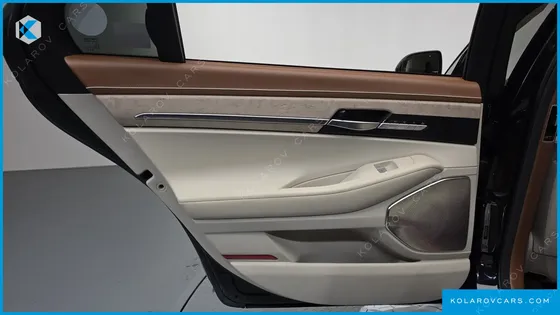 GENESIS G90 5.0 AWD