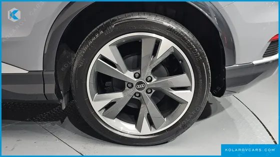 AUDI Q4 E-TRON 40 PREMIUM