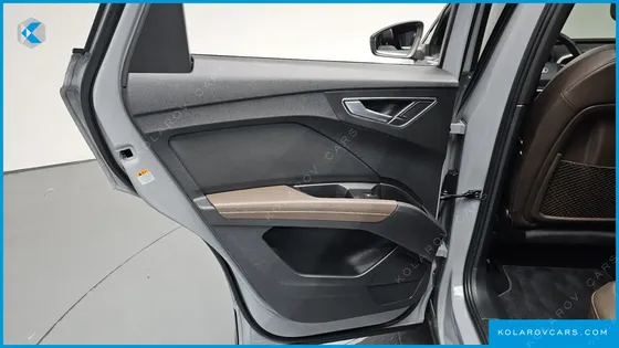 AUDI Q4 E-TRON 40 PREMIUM