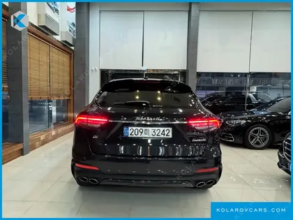 MASERATI LEVANTE 3.0 AWD GRANSPORT