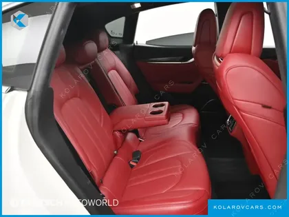 MASERATI LEVANTE 3.0 AWD MODENA