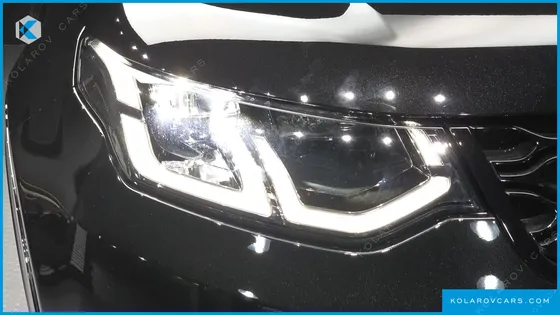 LAND ROVER DISCOVERY SPORT P250 DYNAMIC SE