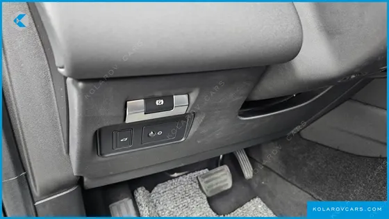 LAND ROVER DISCOVERY SPORT P250 SE