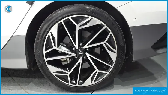 HYUNDAI IONIQ 6 LONG RANGE AWD