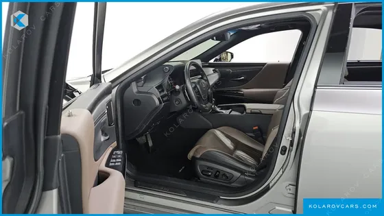 LEXUS ES EXECUTIVE