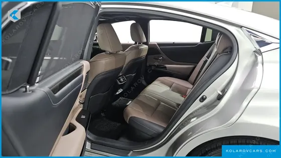 LEXUS ES EXECUTIVE