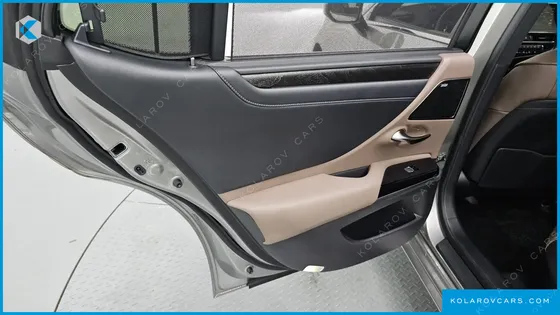 LEXUS ES EXECUTIVE