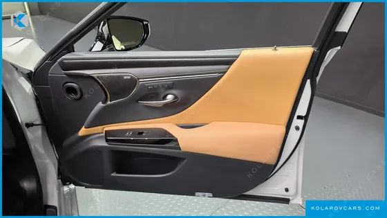 LEXUS ES EXECUTIVE