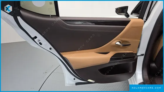 LEXUS ES LUXURY PLUS