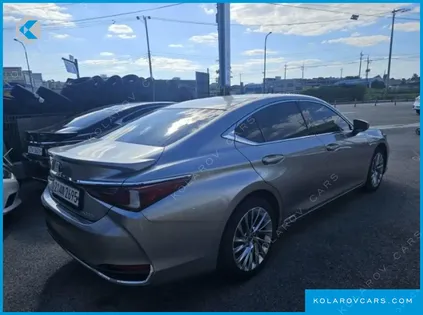 LEXUS ES EXECUTIVE