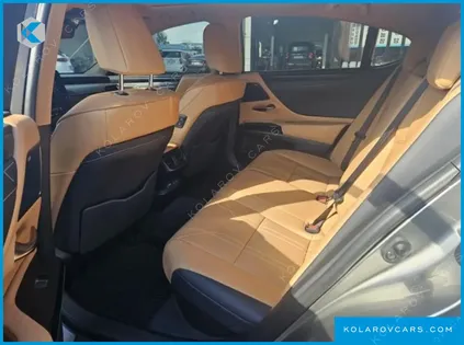 LEXUS ES EXECUTIVE