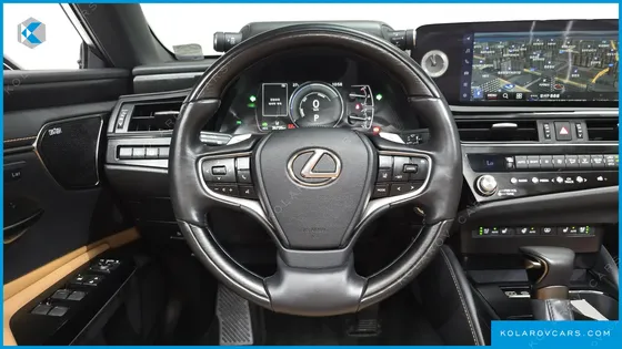 LEXUS ES EXECUTIVE