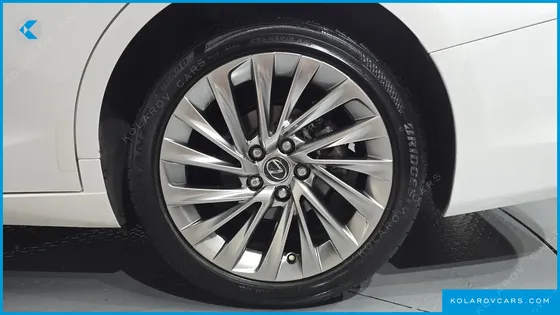 LEXUS ES EXECUTIVE