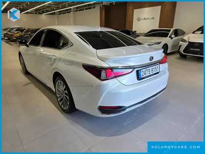 LEXUS ES LUXURY PLUS