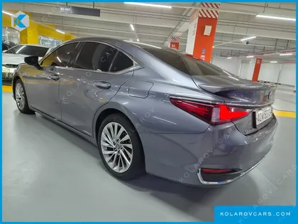 LEXUS ES EXECUTIVE