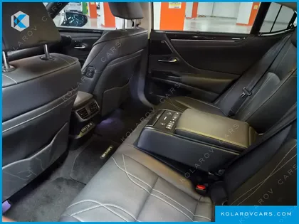 LEXUS ES EXECUTIVE