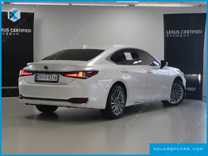 LEXUS ES LUXURY PLUS