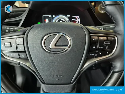 LEXUS ES EXECUTIVE