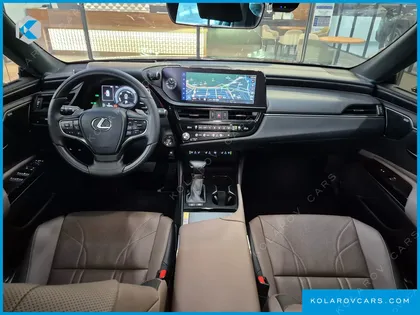 LEXUS ES EXECUTIVE