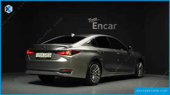 LEXUS ES EXECUTIVE