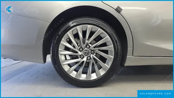 LEXUS ES EXECUTIVE