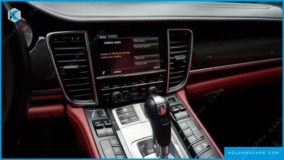 PORSCHE PANAMERA 4.8 GTS