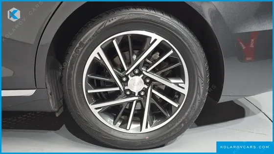 HYUNDAI GRANDEUR 2.5