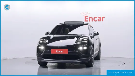 PORSCHE MACAN BASE 4
