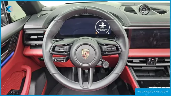 PORSCHE MACAN BASE 4