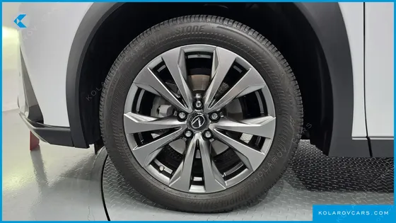 LEXUS UX 2.0 F-SPORT 2WD