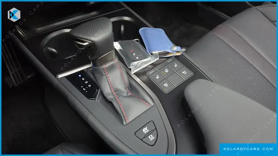 LEXUS UX 2.0 F-SPORT 2WD