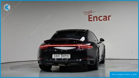 PORSCHE 911 CARRERA 4 GTS