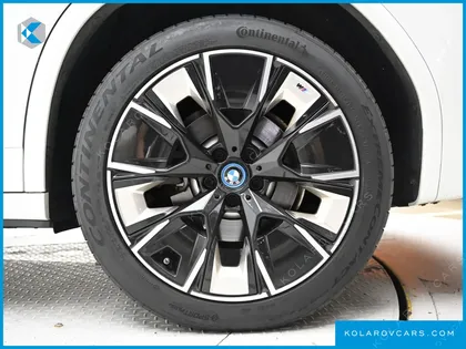 BMW IX3 M SPORTS