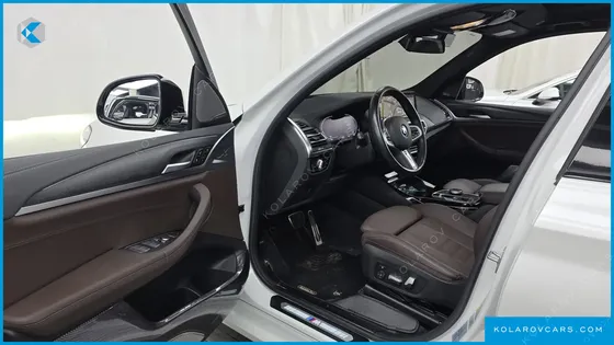 BMW IX3 M SPORTS