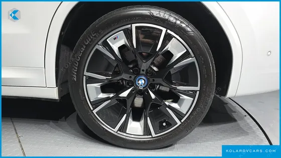 BMW IX3 M SPORTS