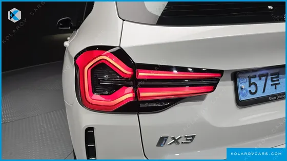 BMW IX3 M SPORTS