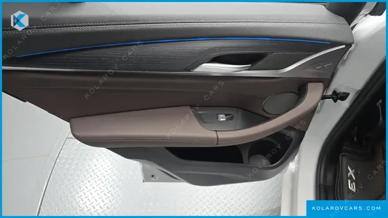 BMW IX3 M SPORTS