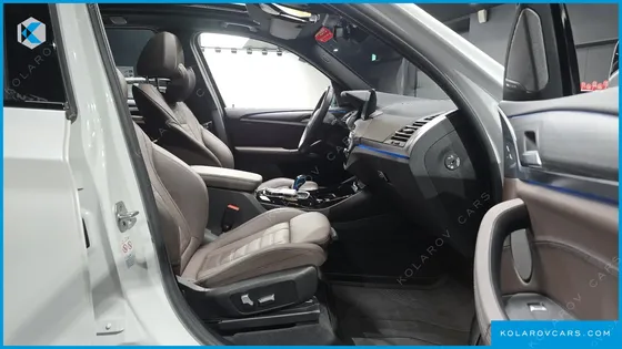BMW IX3 M SPORTS