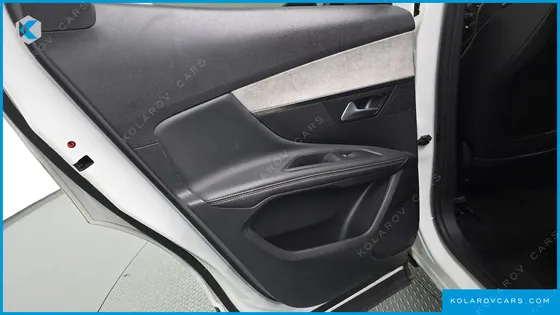 PEUGEOT 3008 1.2 PURE TECH GT
