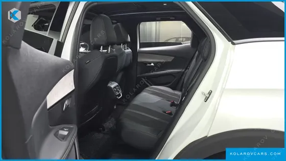 PEUGEOT 3008 1.2 PURE TECH GT