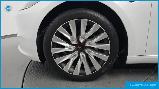 TESLA MODEL 3 LONG RANGE AWD