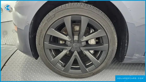 TESLA MODEL 3 STANDARD RANGE PLUE RWD