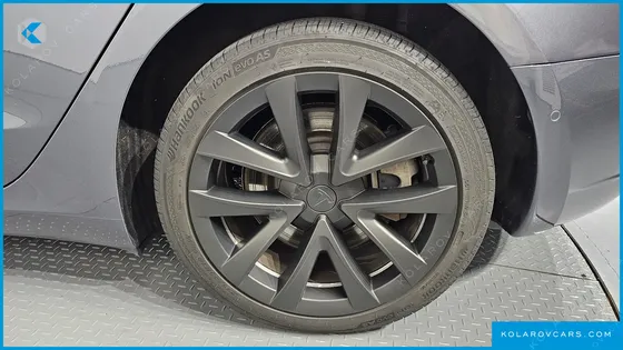 TESLA MODEL 3 STANDARD RANGE PLUE RWD