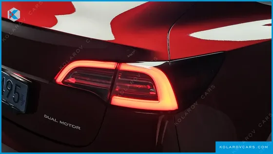 TESLA MODEL 3 LONG RANGE AWD