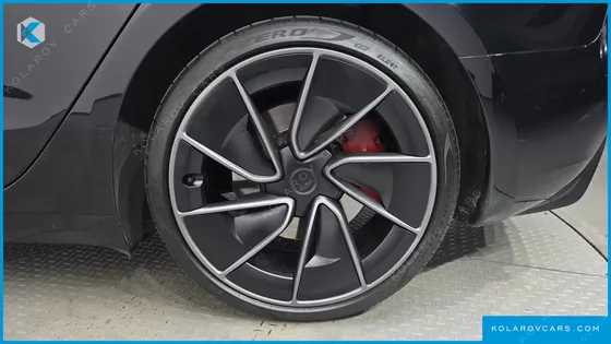 TESLA MODEL 3 PERFORMANCE AWD