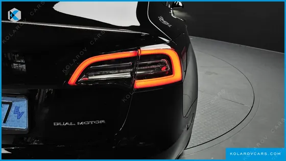 TESLA MODEL 3 LONG RANGE AWD