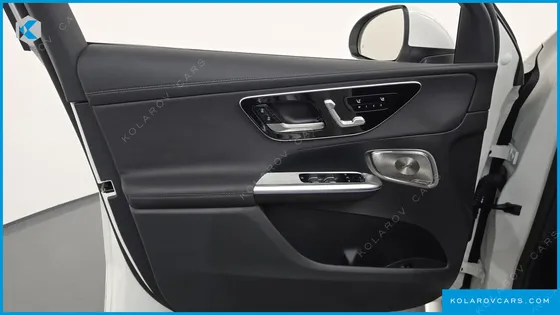 MERCEDES GLC-CLASS GLC300 4MATIC AVNATGARDE COUPE
